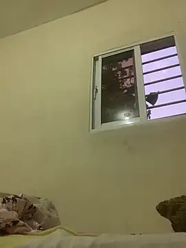 laperson online show from March 23, 2026, 11:04 pm