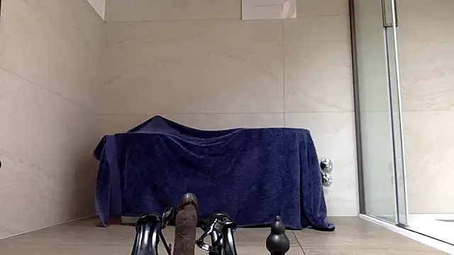 AsiaSlavePantyhosed online show from March 12, 2026, 1:59 pm