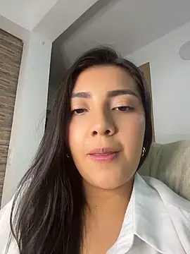 Snapshot of Sammyy_torres chatting on April 15, 2026, 4:51 am Sammyy torres online show from April 15, 2026, 4:51 am