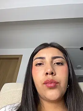 Snapshot of Sammyy_torres chatting on March 14, 2026, 5:35 am Sammyy torres online show from March 14, 2026, 5:35 am