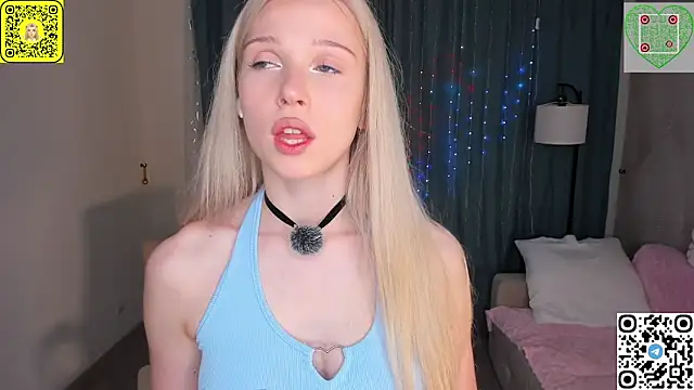 Snapshot of CherrylHolme chatting on June 9, 2026, 9:38 pm CherrylHolme online show from June 9, 2026, 9:38 pm