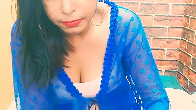 Snapshot of indian_spice_girl chatting on July 4, 2026, 11:16 am indian spice girl online show from July 4, 2026, 11:16 am