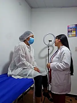 JustSamantha  online show from April 10, 2026, 11:28 am