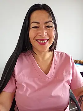 JustSamantha  online show from December 15, 2025, 1:17 pm