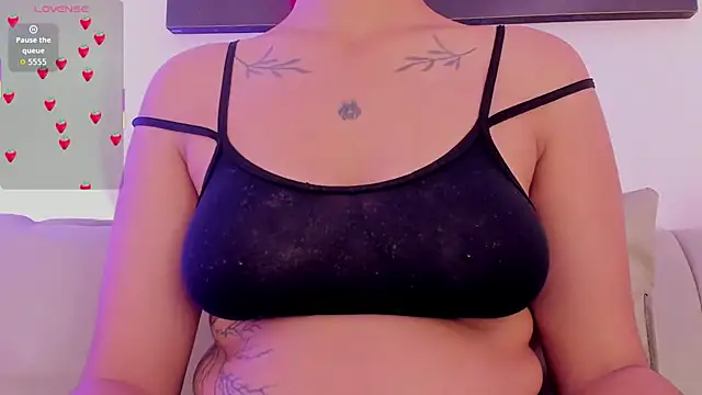 Taylor  Watson online show from February 18, 2026, 7:10 pm