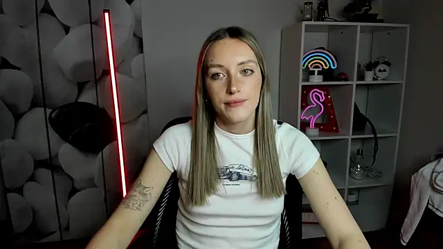 EvelynBlond online show from January 5, 2026, 5:38 pm