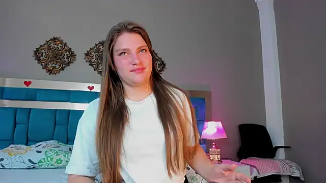 Snapshot of LiiaVelvet chatting on March 4, 2026, 3:36 am LiiaVelvet online show from March 4, 2026, 3:36 am