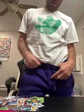 Snapshot of strippingmale1 chatting on June 9, 2026, 2:34 am strippingmale1 online show from June 9, 2026, 2:34 am