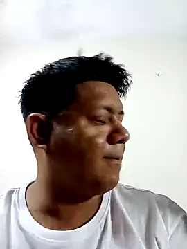 Rom30familydolls online show from January 5, 2026, 6:33 pm