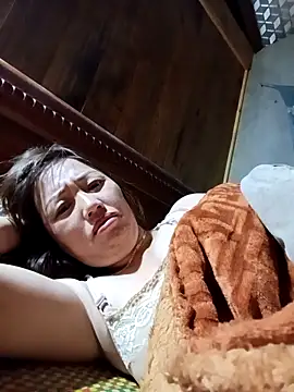 Jelly-squirt online show from February 8, 2026, 11:13 pm