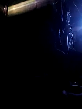 Snapshot of Eezxxx chatting on January 7, 2026, 4:28 am Eezxxx online show from January 7, 2026, 4:28 am