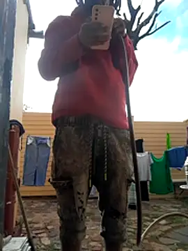 Eezxxx online show from March 3, 2026, 6:20 am