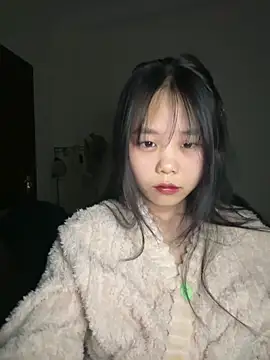 Snapshot of Kiee-lee chatting on February 2, 2026, 4:28 pm Kiee-lee online show from February 2, 2026, 4:28 pm