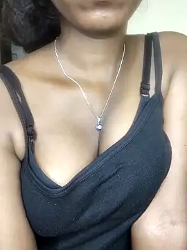 Simran 0011 online show from April 17, 2026, 3:20 am