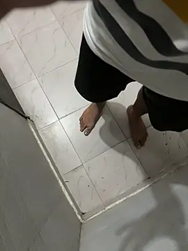 Snapshot of KabirDickhead chatting on November 21, 2025, 8:19 pm KabirDickhead online show from November 21, 2025, 8:19 pm