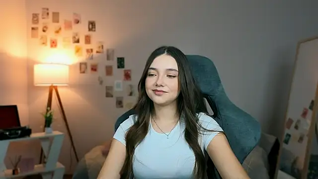 Vexorine online show from April 3, 2026, 7:31 pm