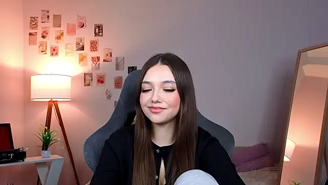 Vexorine online show from February 5, 2026, 5:42 pm