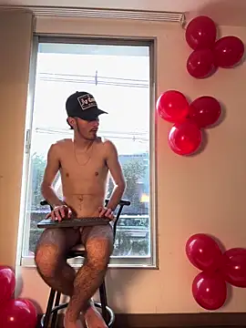 Snapshot of Emir_Ozan_ chatting on February 12, 2026, 7:57 pm Emir Ozan online show from February 12, 2026, 7:57 pm