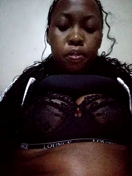 Sweethoneypot25 online show from April 4, 2026, 5:30 pm