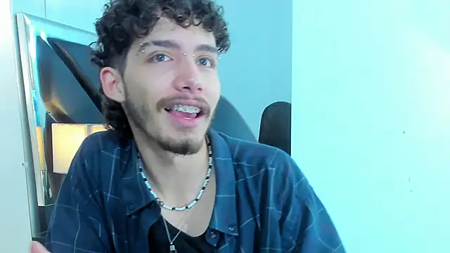 Snapshot of JojoBraando chatting on November 26, 2025, 10:43 pm JojoBraando online show from November 26, 2025, 10:43 pm