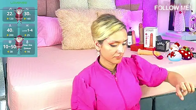 Snapshot of Lunitaa_Diva chatting on December 18, 2025, 2:54 pm Lunitaa Diva online show from December 18, 2025, 2:54 pm