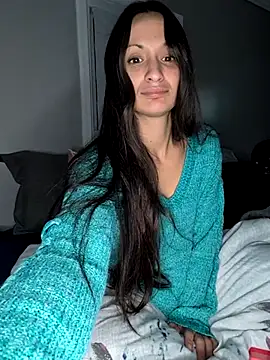 Snapshot of LexiLuxi chatting on November 23, 2025, 3:16 am LexiLuxi online show from November 23, 2025, 3:16 am