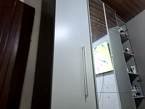 Snapshot of gymratbr chatting on November 26, 2025, 11:16 pm gymratbr online show from November 26, 2025, 11:16 pm