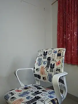 Snapshot of mila_curvy chatting on February 27, 2026, 7:19 am mila curvy online show from February 27, 2026, 7:19 am