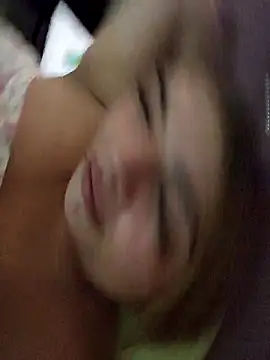 mila curvy online show from December 17, 2025, 9:31 pm