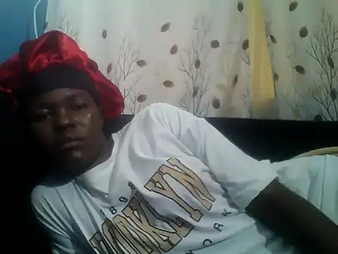 VirginPrincess06 online show from February 14, 2026, 1:44 pm