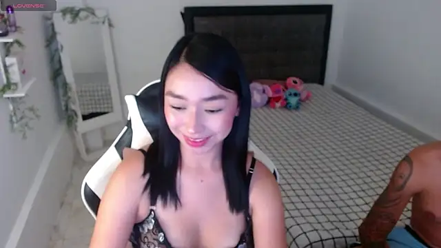 Snapshot of Ariel_Laurentt chatting on July 3, 2026, 2:18 am Ariel Laurentt online show from July 3, 2026, 2:18 am