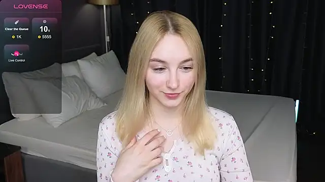 Shy Polly online show from June 2, 2026, 12:10 am