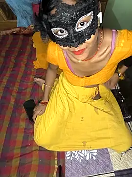 Laxmidevi000 online show from April 22, 2026, 4:14 pm