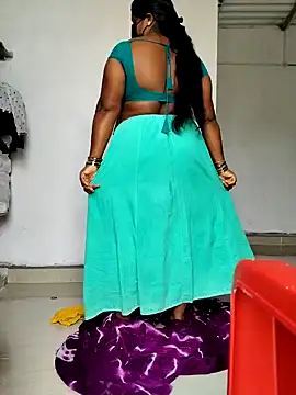 Desicouple1706 online show from January 13, 2026, 5:11 am