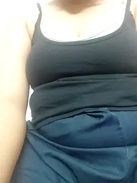 Snapshot of Tanvi_02 chatting on November 27, 2025, 4:40 pm Tanvi 02 online show from November 27, 2025, 4:40 pm