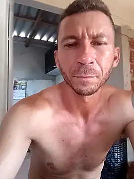 Snapshot of RobertoLuiz84 chatting on February 11, 2026, 5:13 pm RobertoLuiz84 online show from February 11, 2026, 5:13 pm