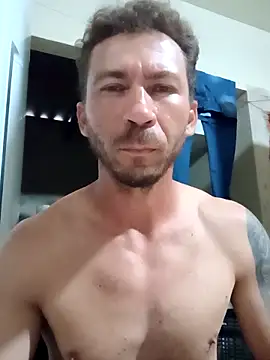 Snapshot of RobertoLuiz84 chatting on February 2, 2026, 6:51 pm RobertoLuiz84 online show from February 2, 2026, 6:51 pm