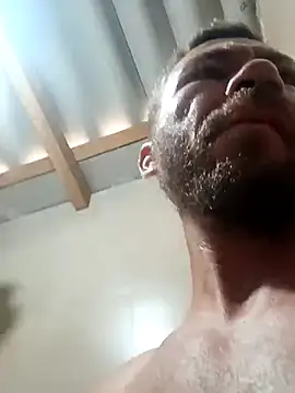 RobertoLuiz84 online show from March 12, 2026, 7:51 pm