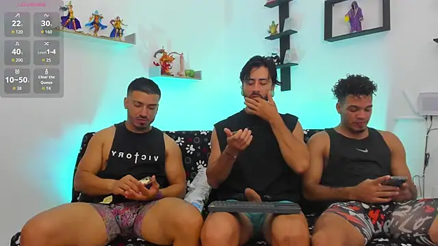 heteros curious online show from May 23, 2026, 1:04 am