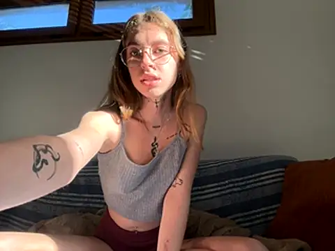 SofiaSilverHaze online show from November 27, 2025, 2:06 pm