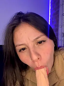 ValeryPalmer online show from December 22, 2025, 11:38 pm