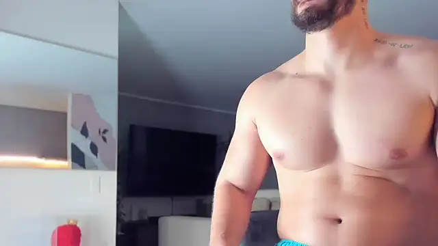 Valenthino Salvatore online show from April 11, 2026, 3:03 am