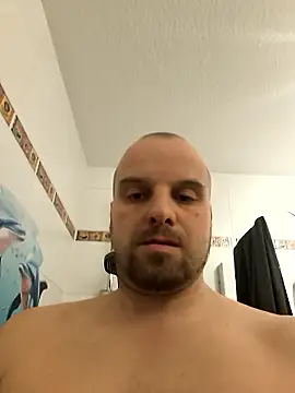 Snapshot of Phoenix2310 chatting on January 15, 2026, 4:21 pm Phoenix2310 online show from January 15, 2026, 4:21 pm