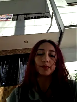 Eveeelyn25 online show from March 21, 2026, 2:02 am