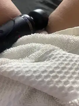 emiirosse online show from February 5, 2026, 7:26 am