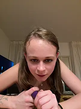 norafack33 online show from November 24, 2025, 5:24 pm