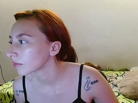 Snapshot of candystream chatting on March 3, 2026, 4:41 am candystream online show from March 3, 2026, 4:41 am