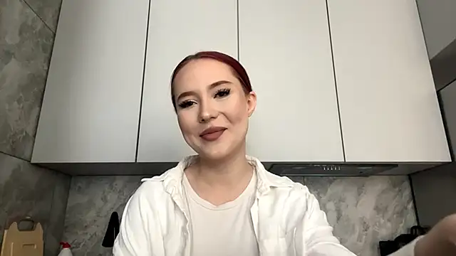 Snapshot of DaphineMckoy chatting on November 25, 2025, 10:15 am DaphineMckoy online show from November 25, 2025, 10:15 am