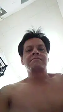 Snapshot of Oscarinylupis2328 chatting on June 13, 2026, 6:22 am Oscarinylupis2328 online show from June 13, 2026, 6:22 am