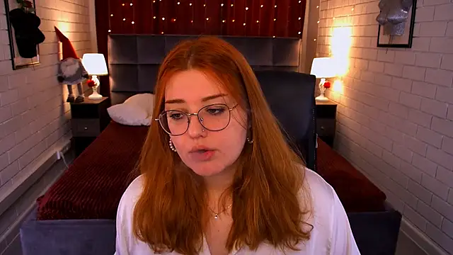 Snapshot of StaceyJensen chatting on February 7, 2026, 9:28 am StaceyJensen online show from February 7, 2026, 9:28 am